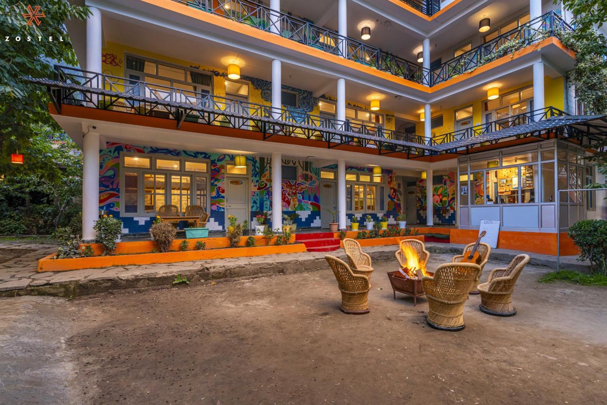 Zostel Manali, Old Manali Hostel Buitenkant foto