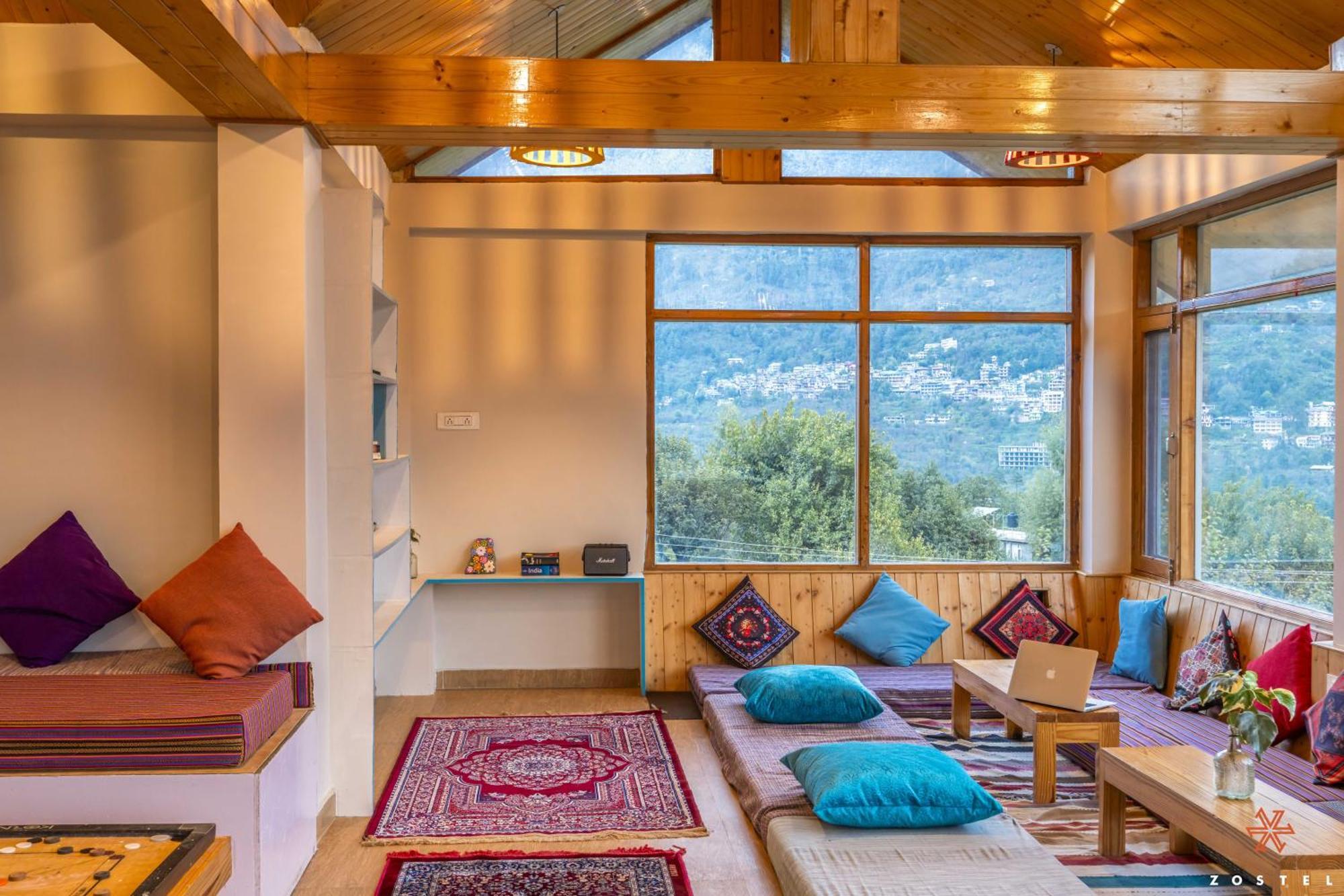 Zostel Manali, Old Manali Hostel Buitenkant foto