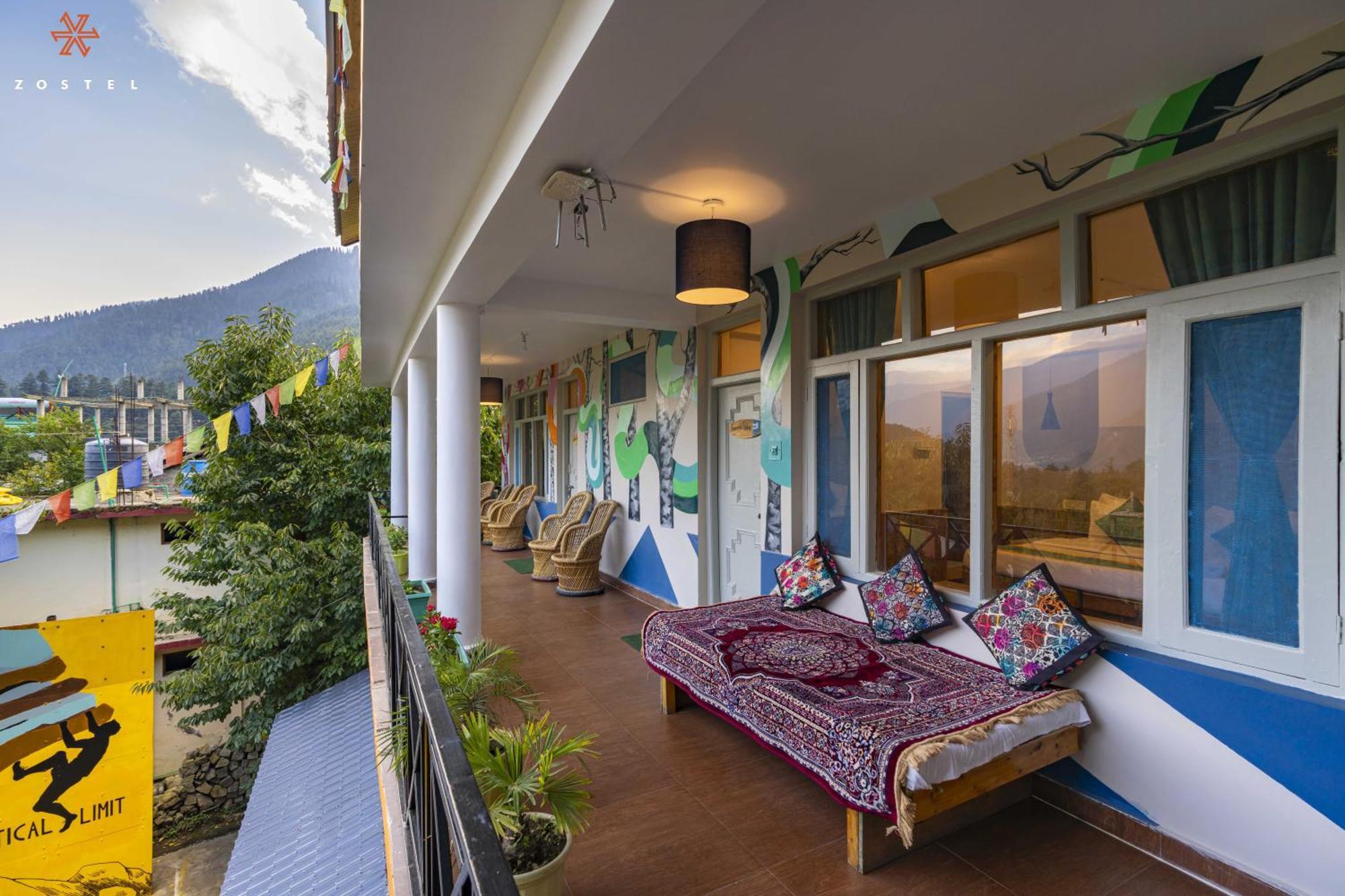 Zostel Manali, Old Manali Hostel Buitenkant foto