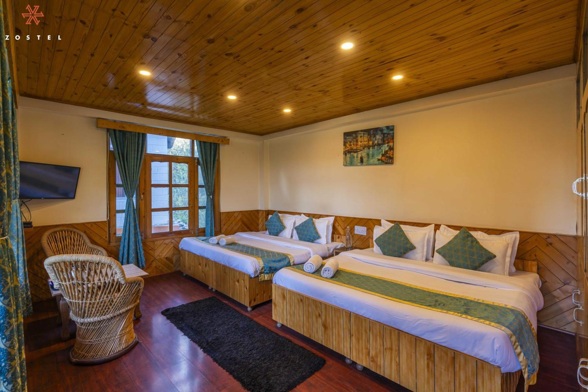Zostel Manali, Old Manali Hostel Buitenkant foto